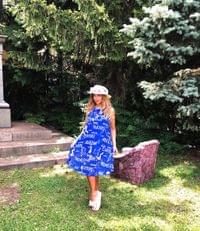 Рокля солей на букви и рисунки в бял и в тъмно син цвят - 3