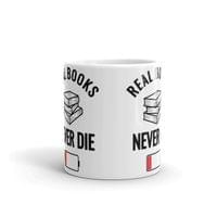 Чаша „Books Never Die“ - small - 1
