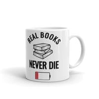 Чаша „Books Never Die“ - small - 2
