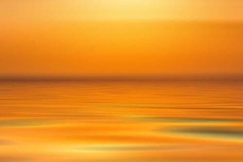 В момента тук и сега...