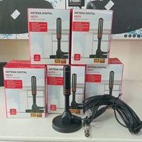 Цифрова HDTV антена A1415 с магнитна основа и 5 м кабел - 4 Цифрова HDTV антена A1415 с магнитна основа и 5 м кабел - 4