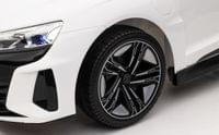 Акумулаторен джип/спортен /AUDI RS E-TRON GT 4X4... - 48 Акумулаторен джип/спортен /AUDI RS E-TRON GT 4X4... - 48
