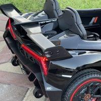 Акумулаторен КОЛА Lamborghini VENENO 4X4 12V/7Ah 180W - 30 Акумулаторен КОЛА Lamborghini VENENO 4X4 12V/7Ah 180W - 30
