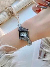 Часовник Kelly Silver - small - 1