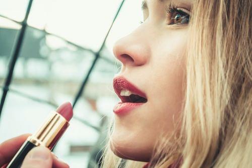 Irresistible red lipstick