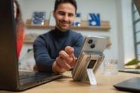 Външна батерия Verbatim Charge&amp;#039;n&amp;#039;Go, с дисплей, 10000 mAh, сребриста - 3