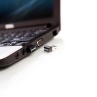 USB флаш памет Verbatim Nano, USB 2.0, 16 GB, черна - 2
