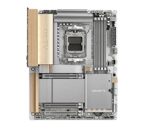 Gigabyte X870E Aero X3D Wood Edition - 2