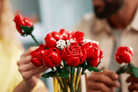 LEGO Botanical - Bouquet of Roses, 10328 - 4