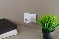 Skross универсален адаптер World to CH+IT+... - 6