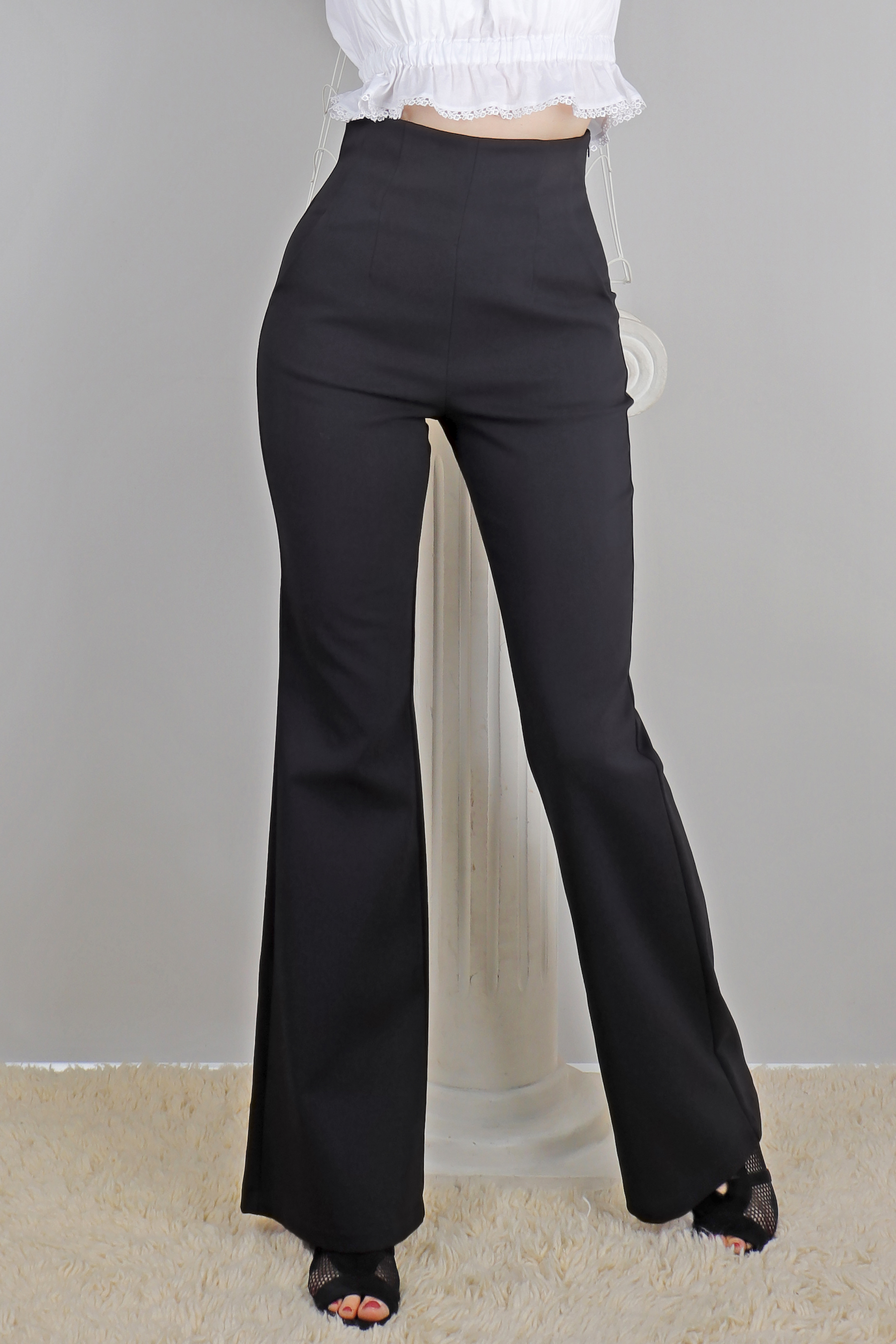 Soft stretch high waist pants with italian pockets and side