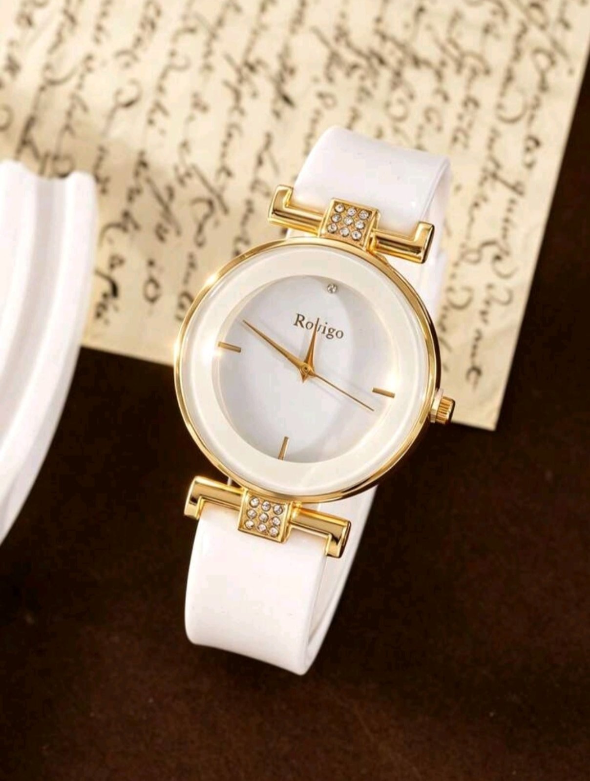 Часовник Panera White