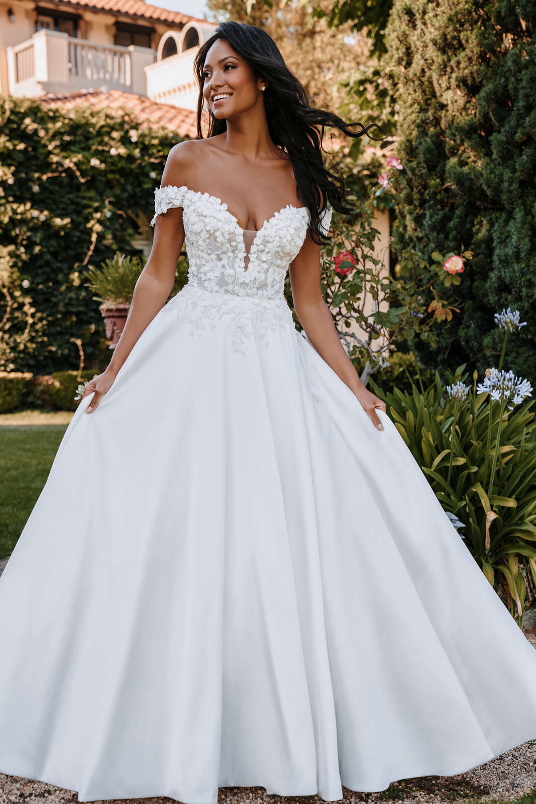 Allure Bridals 9718